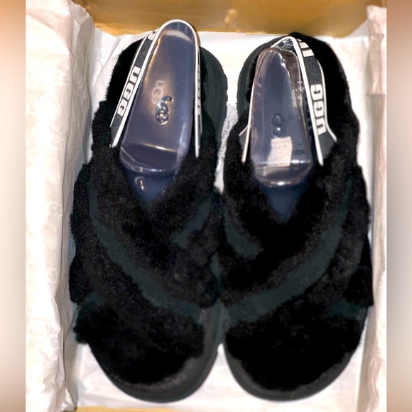 Ugg Disco Cross Slide - Picture 1 of 7